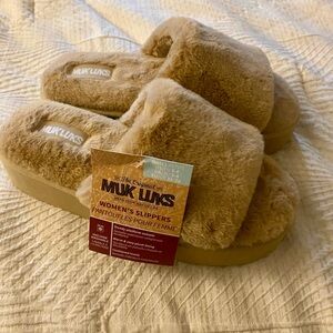 Muk Luks slippers
